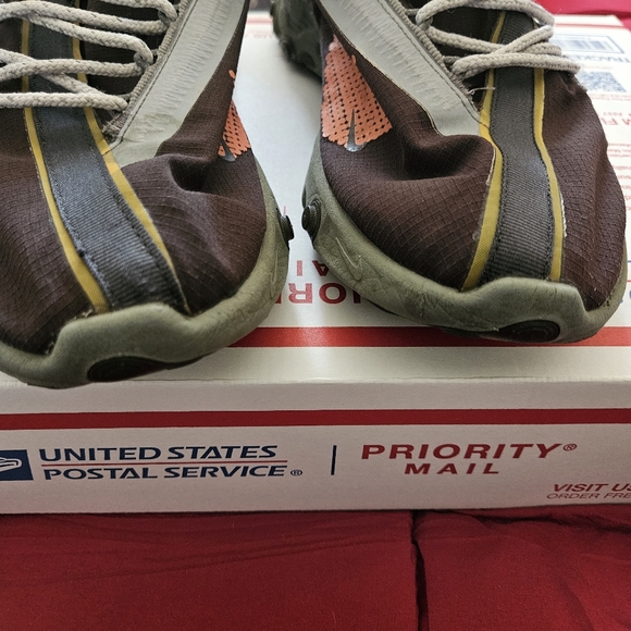 Nike ISPA React - Picture 8 of 9